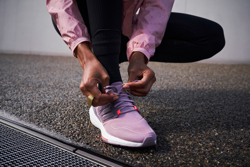 adidas gazelle silver green womens adidas Ultraboost 5 รองเท้าวิ่งผู้หญิง ระบบ BOOST เบาสุด
